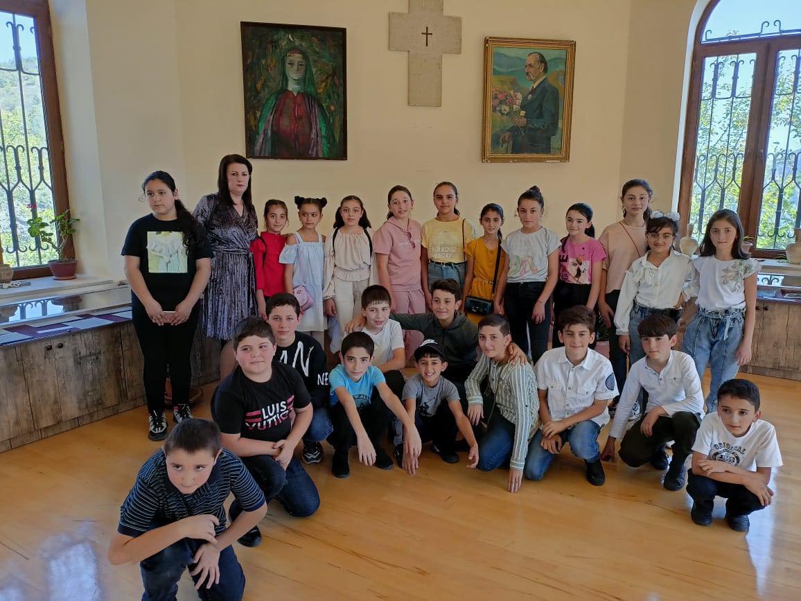 6-րդ «Ա» դասարանի աշակերտներն այցելեցին Սերո Խանզադյանի տուն-թանգարան